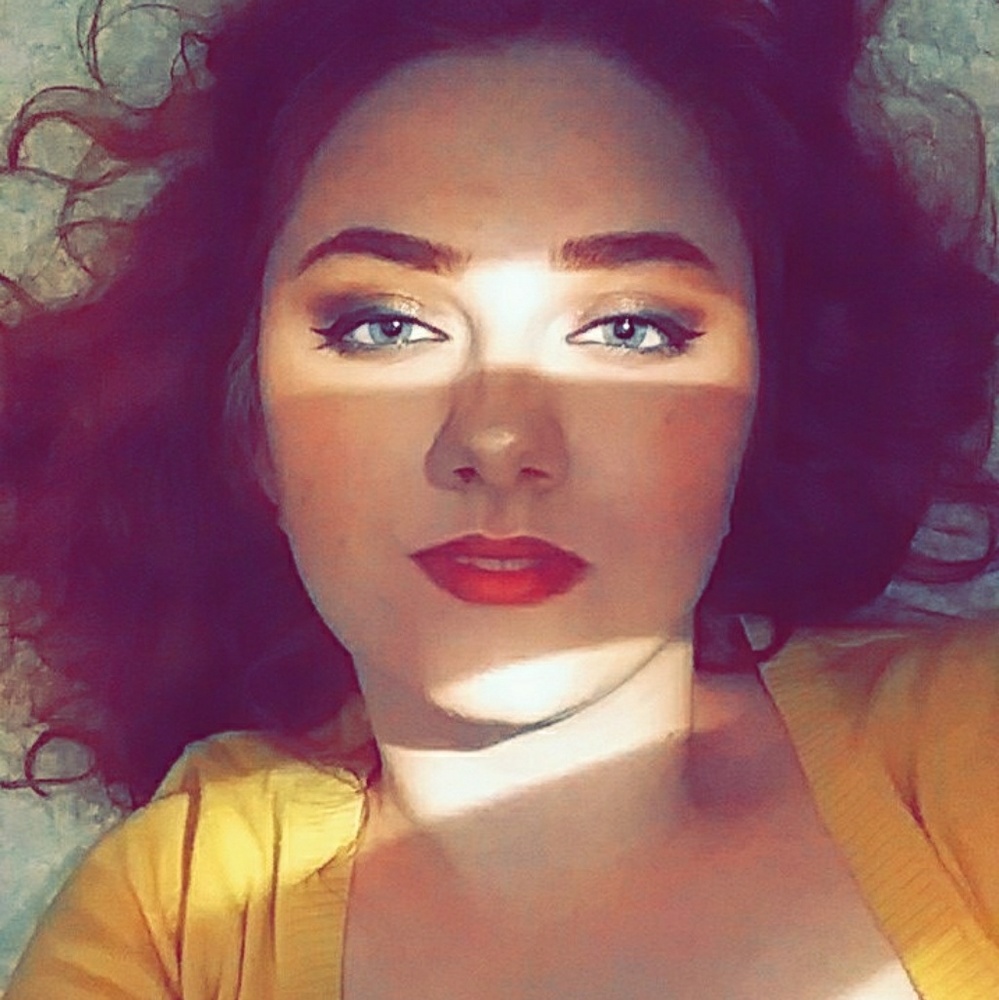 Meet your Posher, Ally